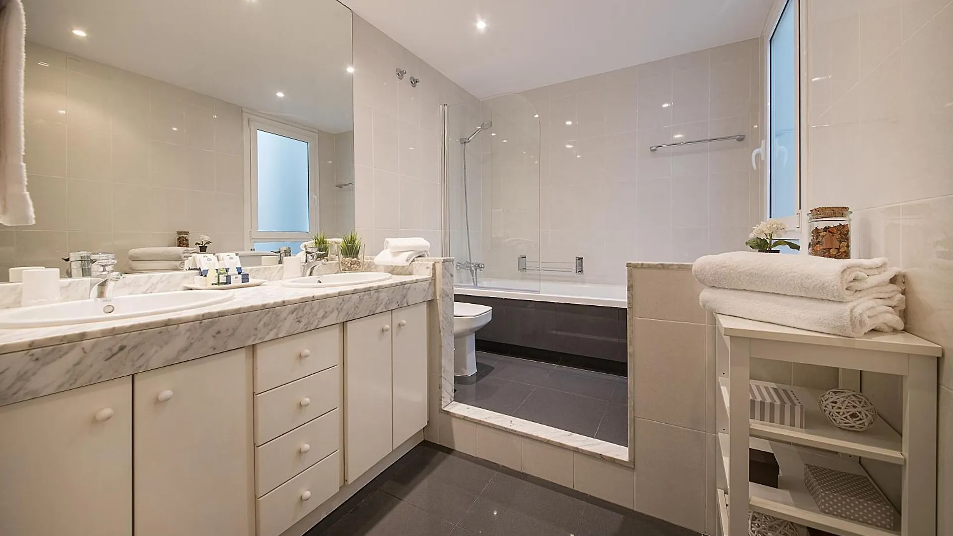 You Stylish The Most Luxury Apartment Barcelona 0*,